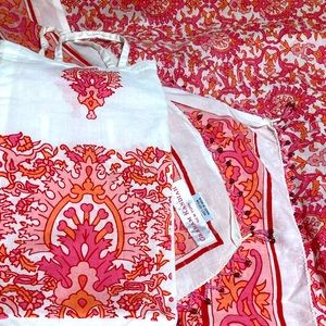 Graham Kandiah 50x100 throw /wrap